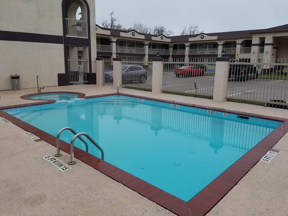 homebridge inn and suites