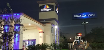 homebridge inn and suites