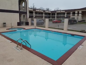 homebridge inn and suites