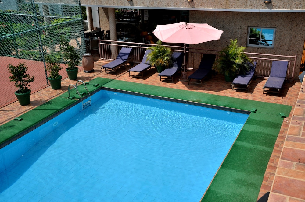 chelsea hotel central area