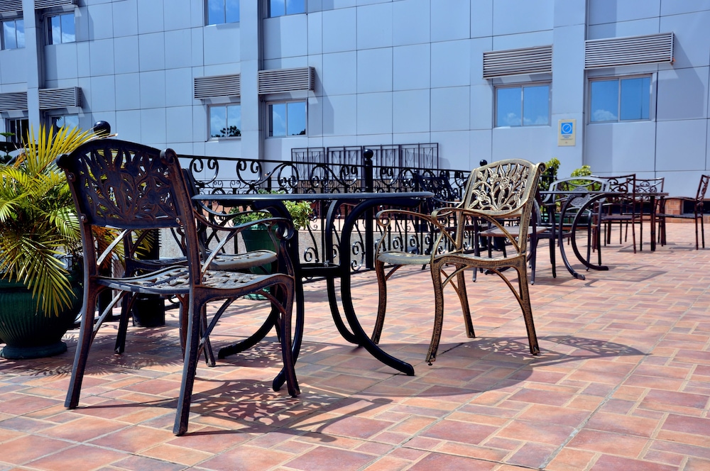 chelsea hotel central area