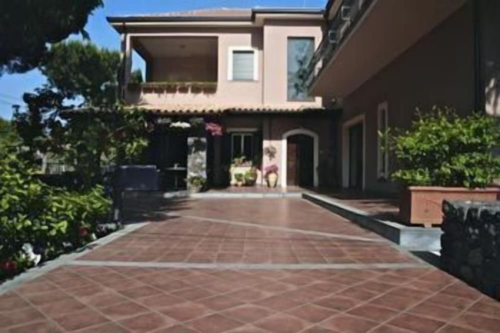 rosso vulcano bed and breakfast