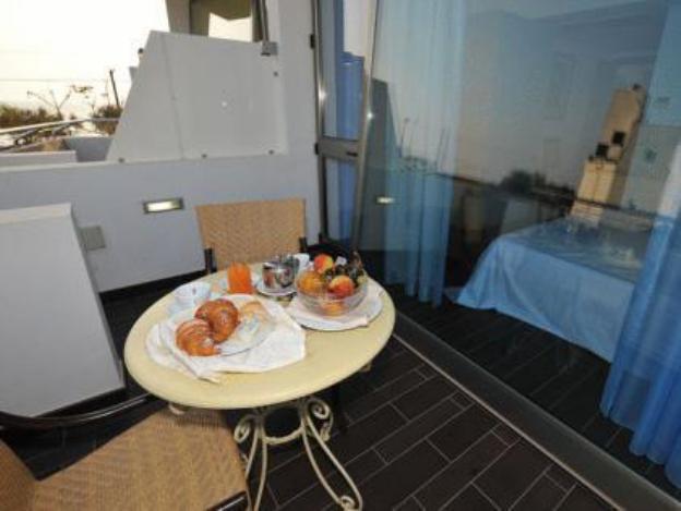 nauticus guest room