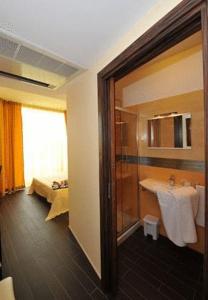 nauticus guest room