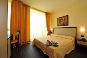 nauticus guest room