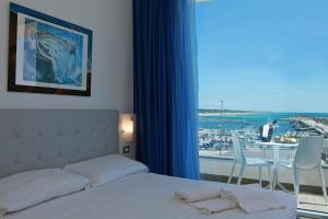 nauticus guest room