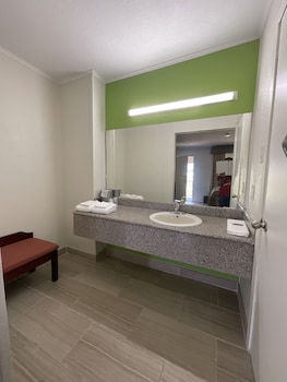 executive inn and suites