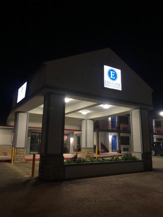 executive inn and suites