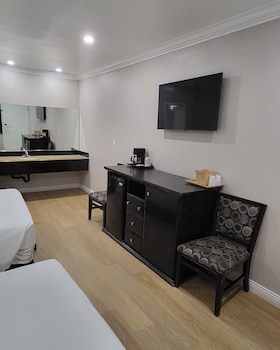 rodeway inn hollywood sunset boulevard