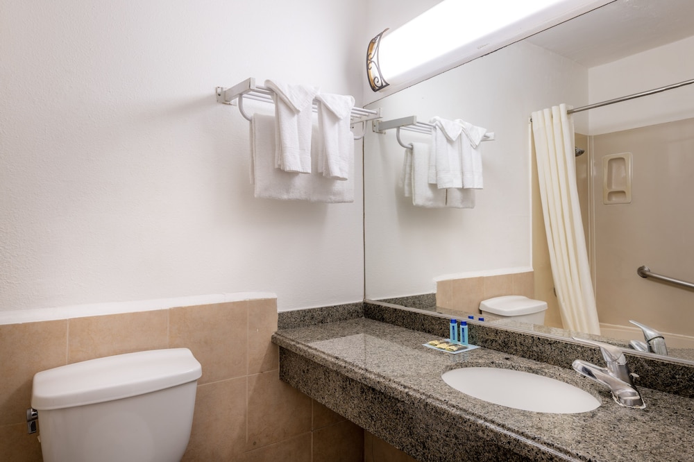 rodeway inn hollywood sunset boulevard