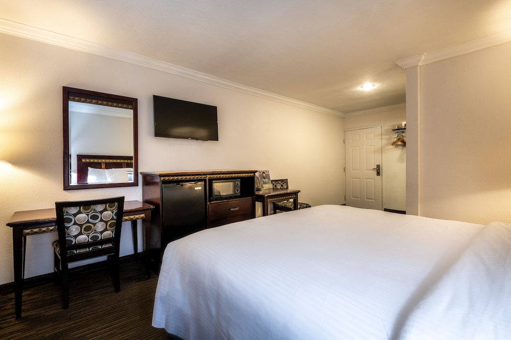 rodeway inn hollywood sunset boulevard