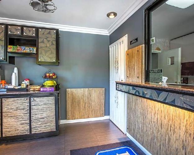 rodeway inn hollywood sunset boulevard