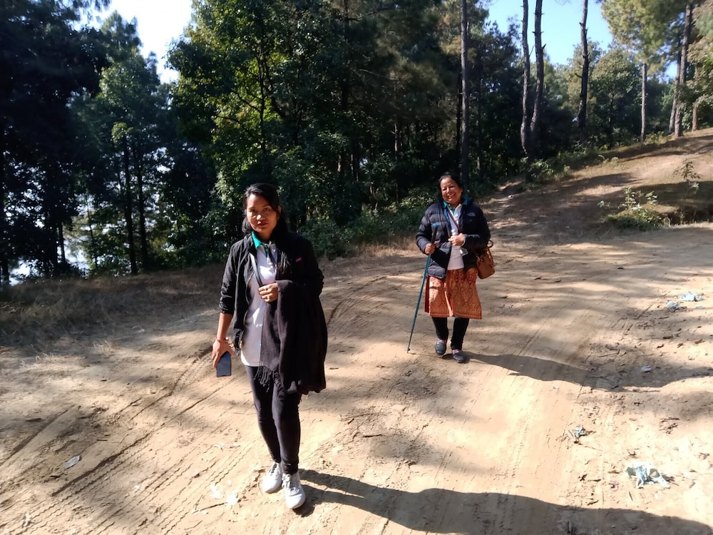 peaceful cottage and cafe du mont