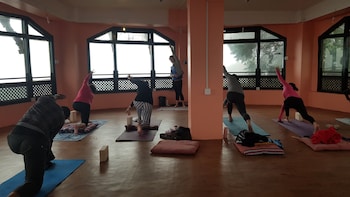 peaceful cottage and cafe du mont