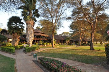ol tukai lodge amboseli