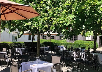Hostellerie Klokhof,Flemish Region>>Kortrijk,4 star