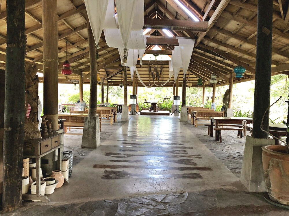 tree house at sitio de amor leisure farm