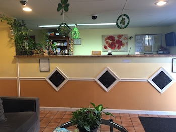 Regency Inn & Suites,Millington>>Memphis,2 star