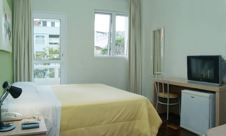 hotel brasilia curitiba