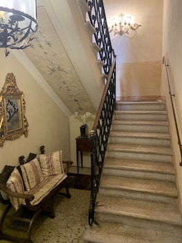 Antica Dimora Corte Impero,,3 star