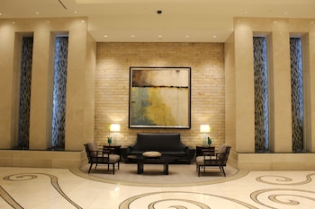 luxury suites international at the signature