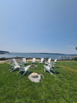 smugglers cove inn