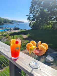 smugglers cove inn