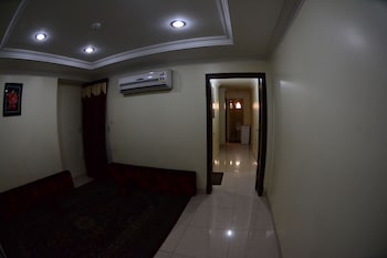 al eairy furnished apartments dammam 3