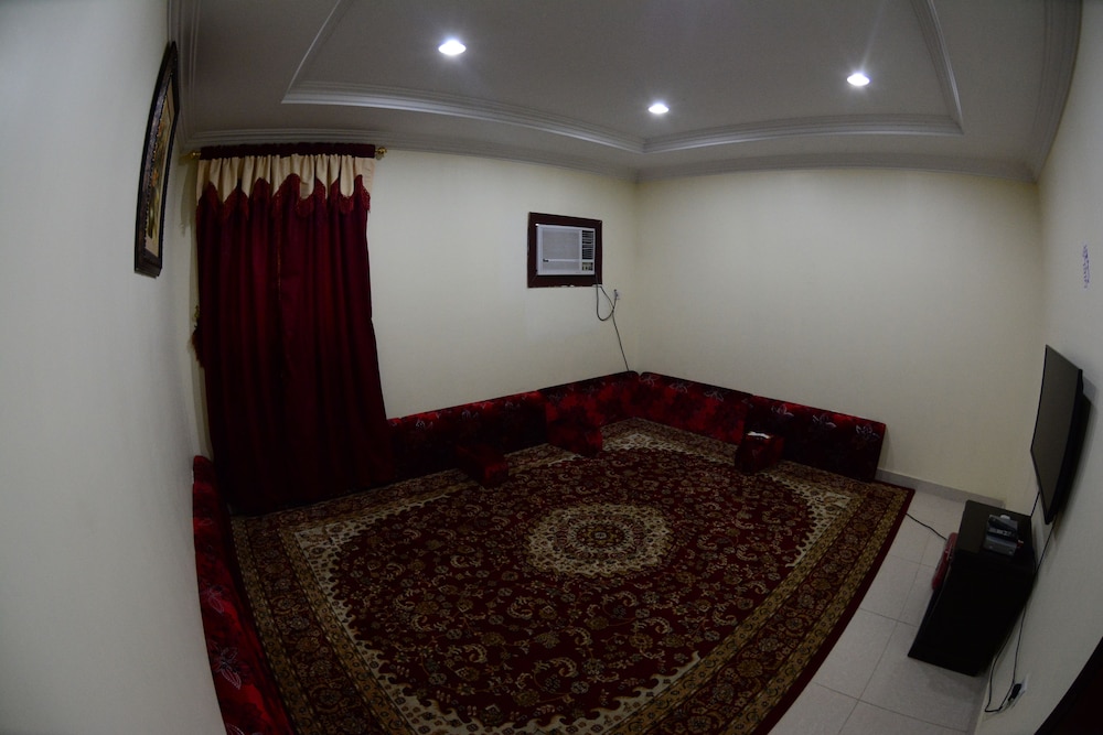 al eairy furnished apartments dammam 3