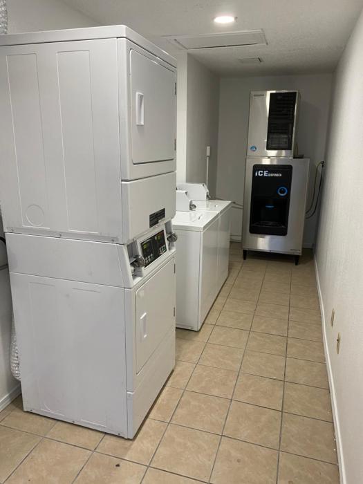 desert sands inn and suites