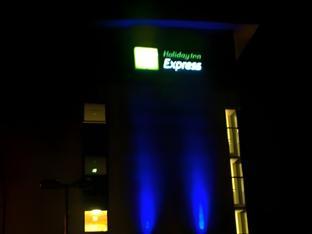 premier inn banbury m40 j11