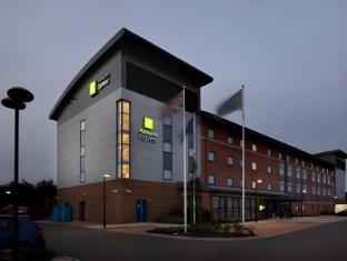 premier inn banbury m40 j11