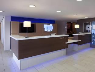 premier inn banbury m40 j11