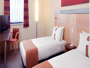 premier inn banbury m40 j11