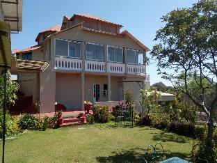 hotel udai garh only couple and family