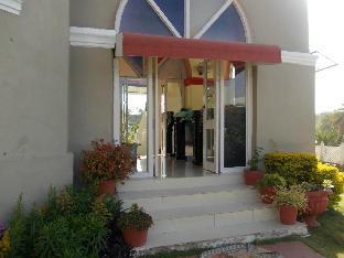 hotel udai garh only couple and family