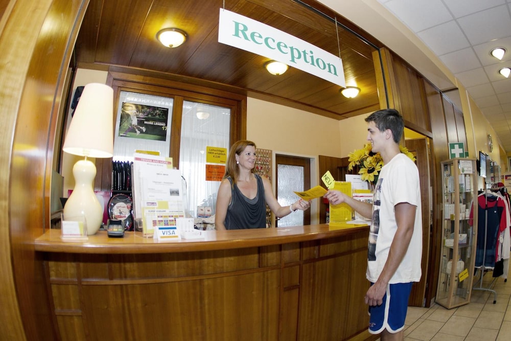 tennis und freizeitzentrum neudorfl pen