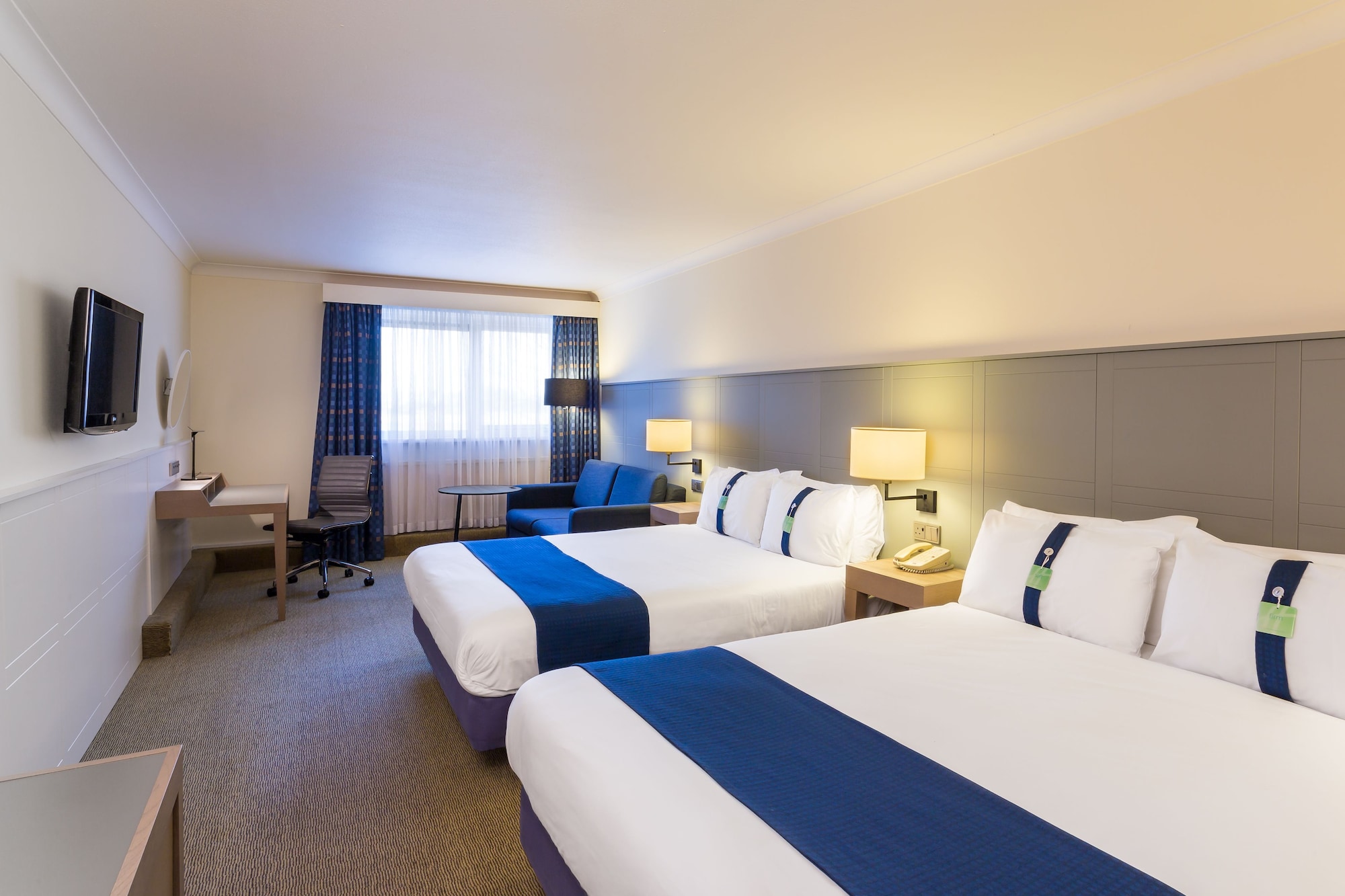 holiday inn cambridge by ihg
