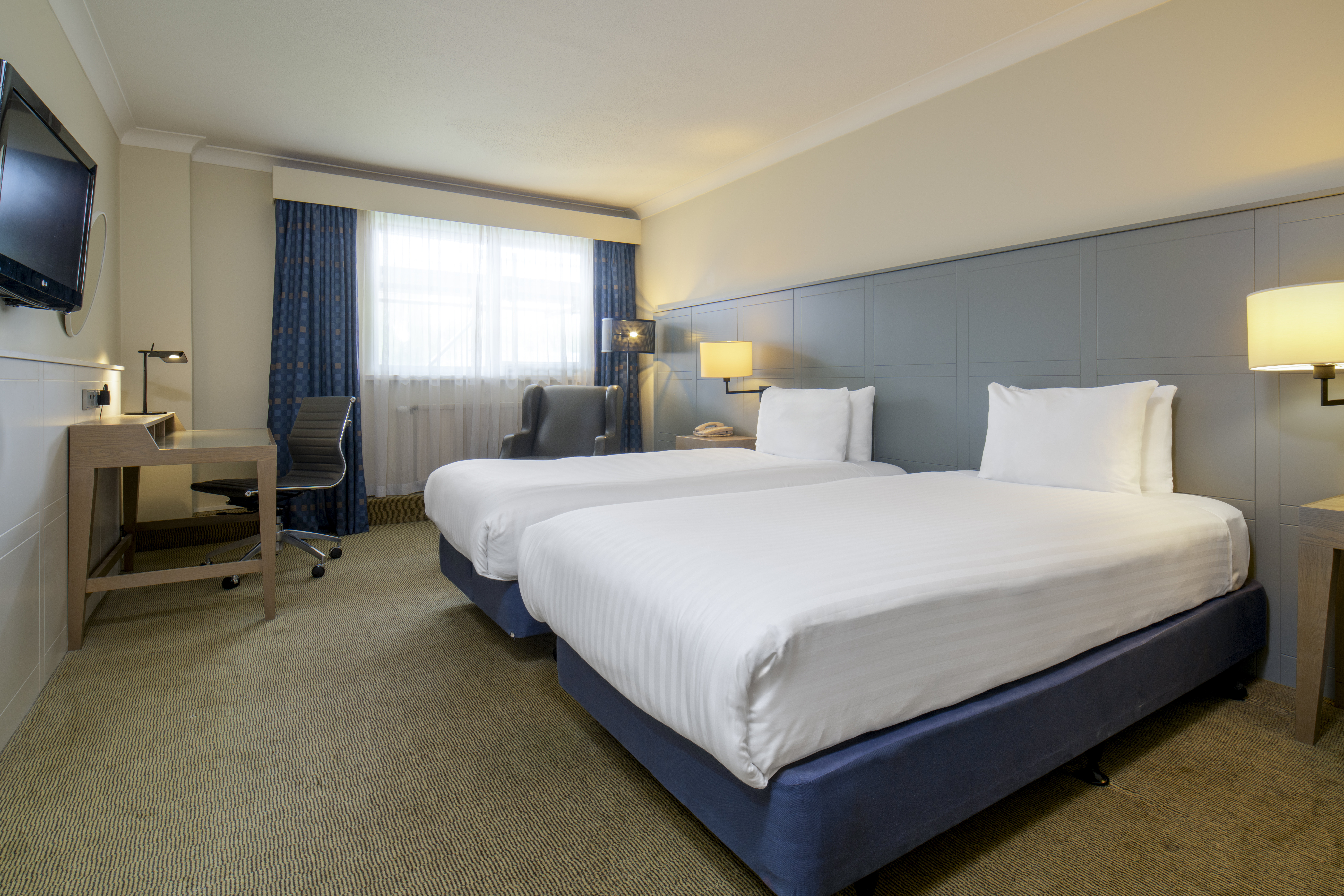 holiday inn cambridge by ihg