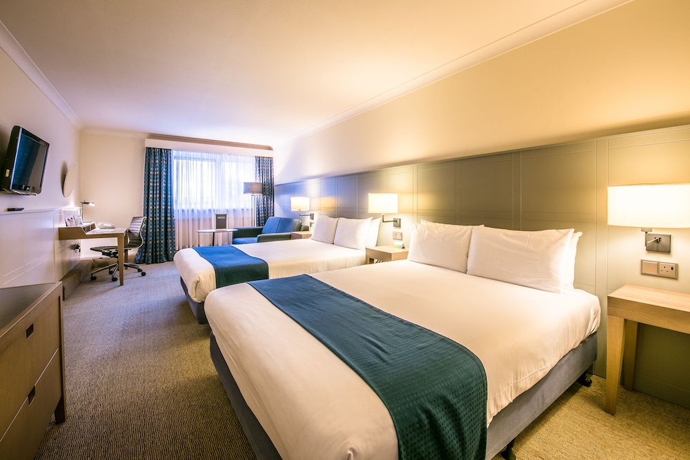 holiday inn cambridge by ihg