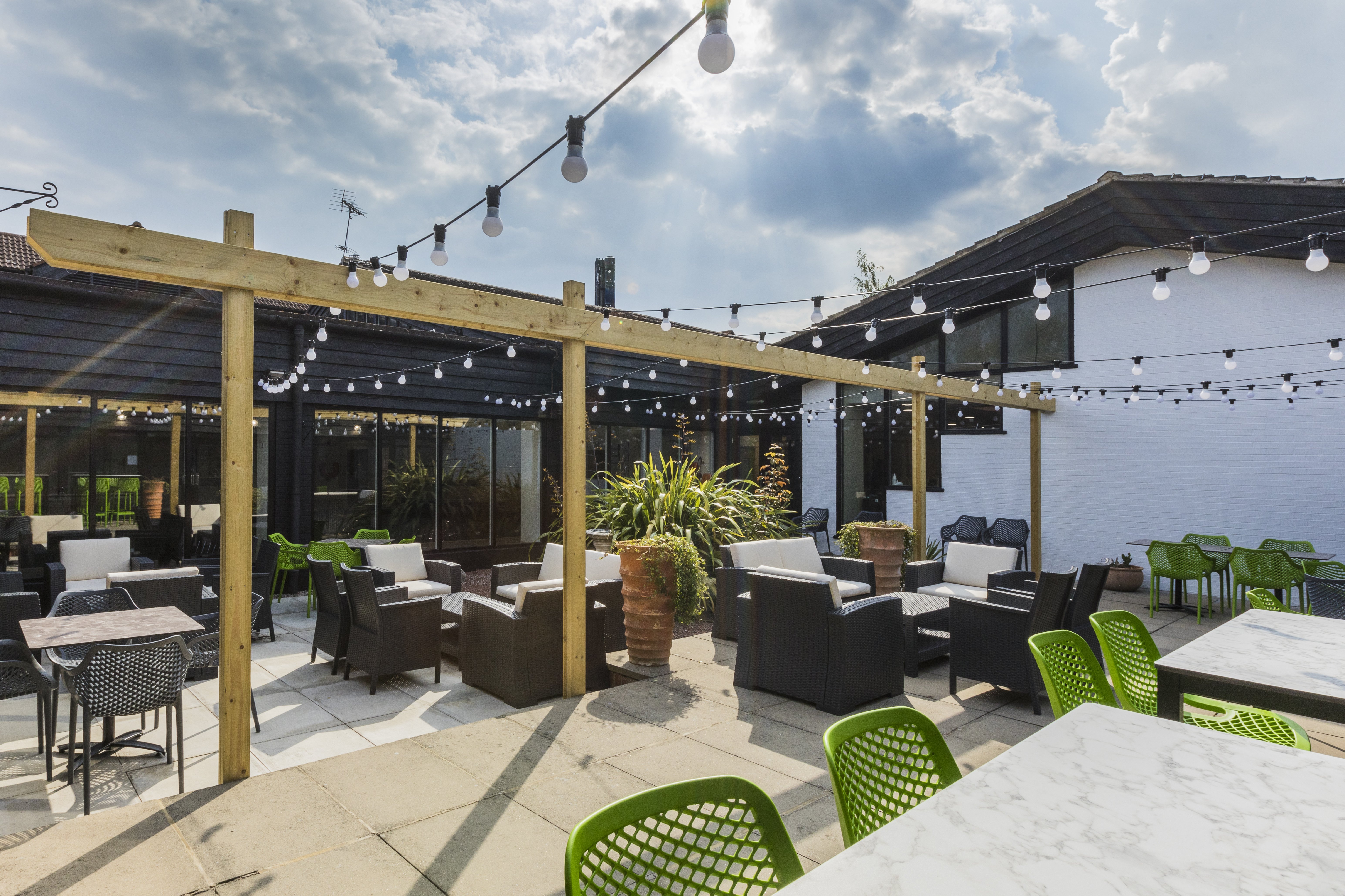 holiday inn cambridge by ihg