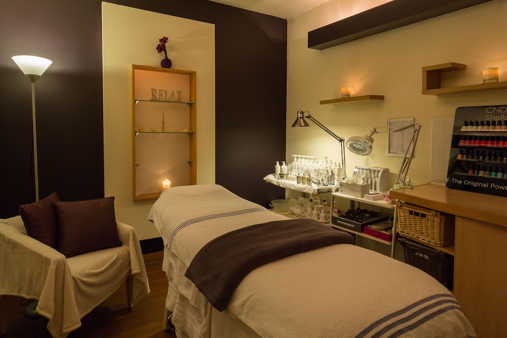 holiday inn cambridge by ihg