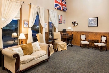 super 8 by wyndham kingdom city