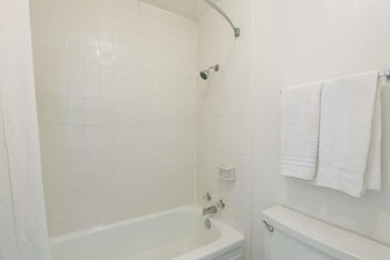 knights inn lawton formerly super 8 lawton