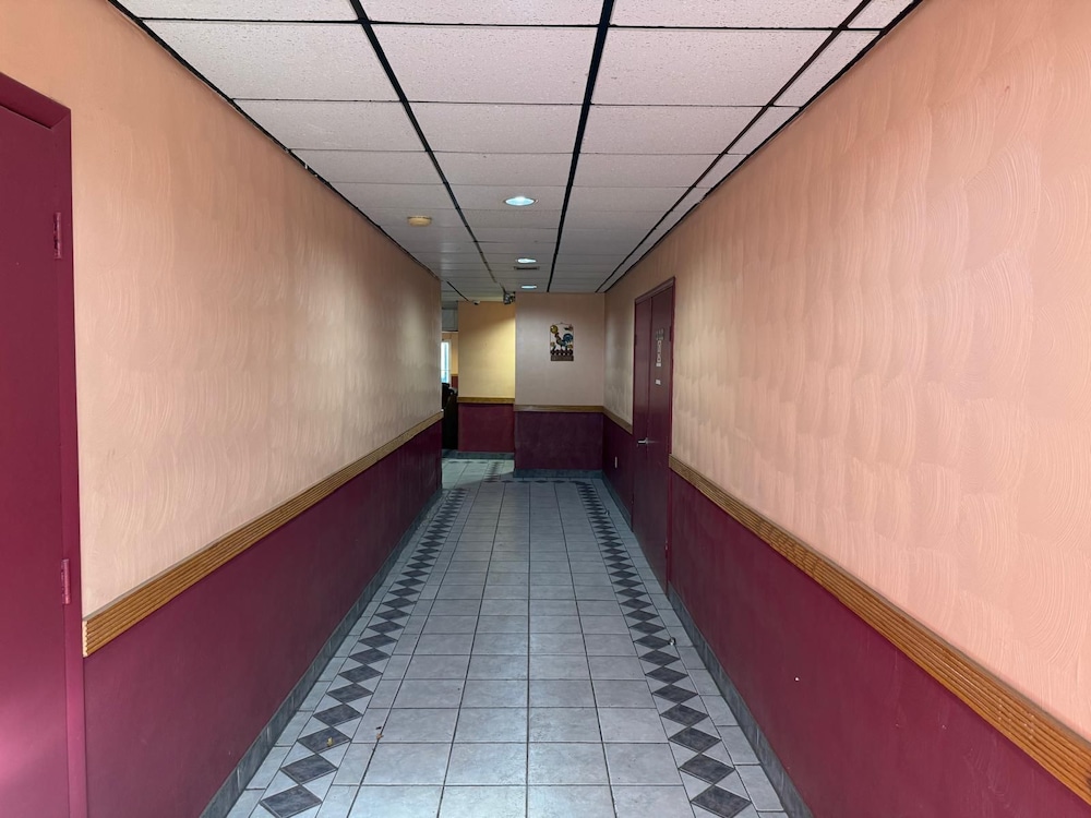 knights inn lawton formerly super 8 lawton