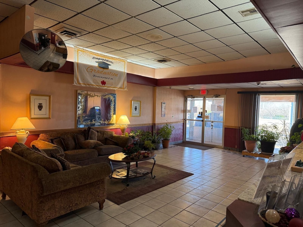 knights inn lawton formerly super 8 lawton