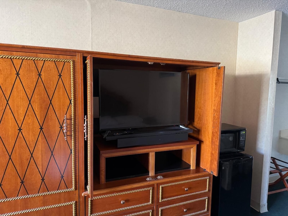 knights inn lawton formerly super 8 lawton