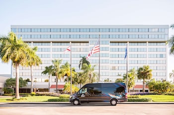 hilton palm beach pbi