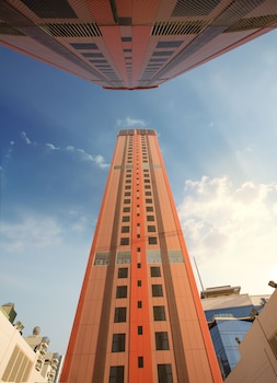 orange suites hotel