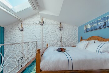 3 cottages of deer inn